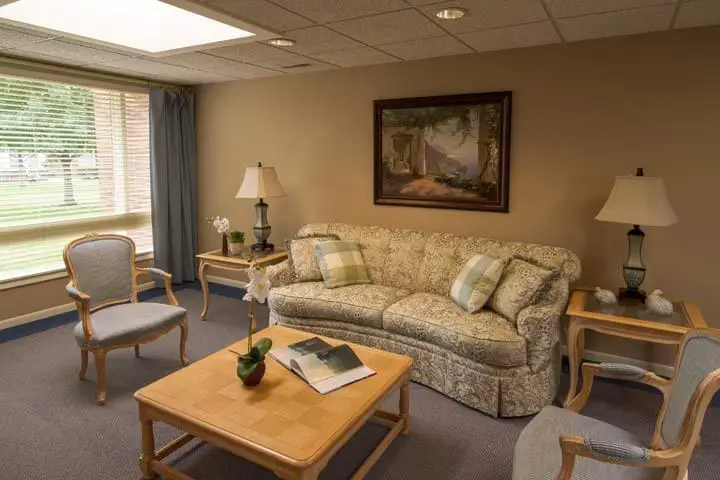 Photo of Four Seasons, Assisted Living, Nursing Home, Independent Living, CCRC, Columbus, IN 18
