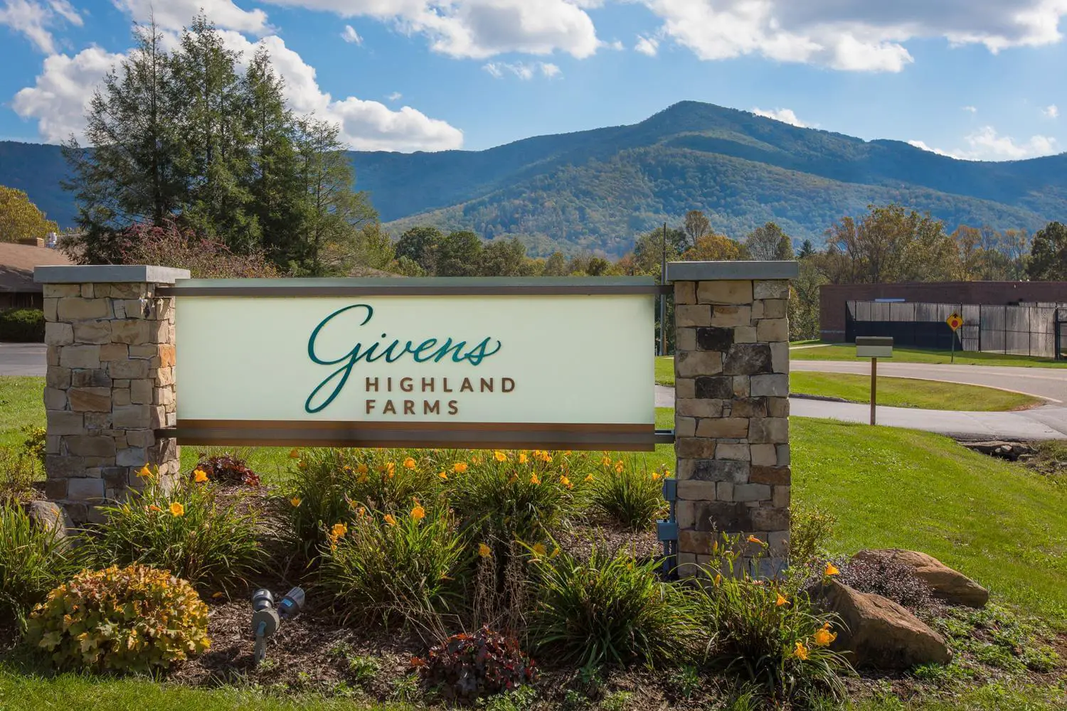 Photo of Givens Highland Farms, Assisted Living, Nursing Home, Independent Living, CCRC, Black Mountain, NC 3
