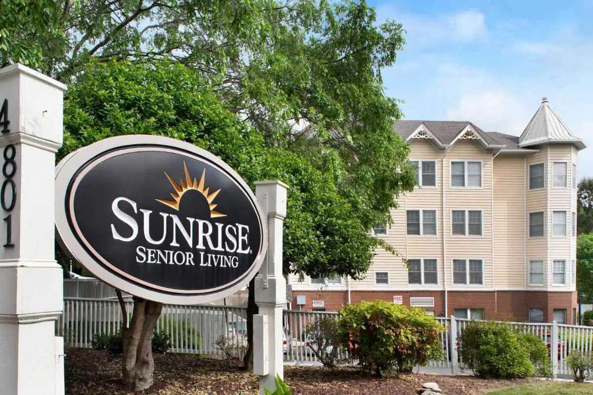Photo of Sunrise of Raleigh, Assisted Living, Raleigh, NC 4