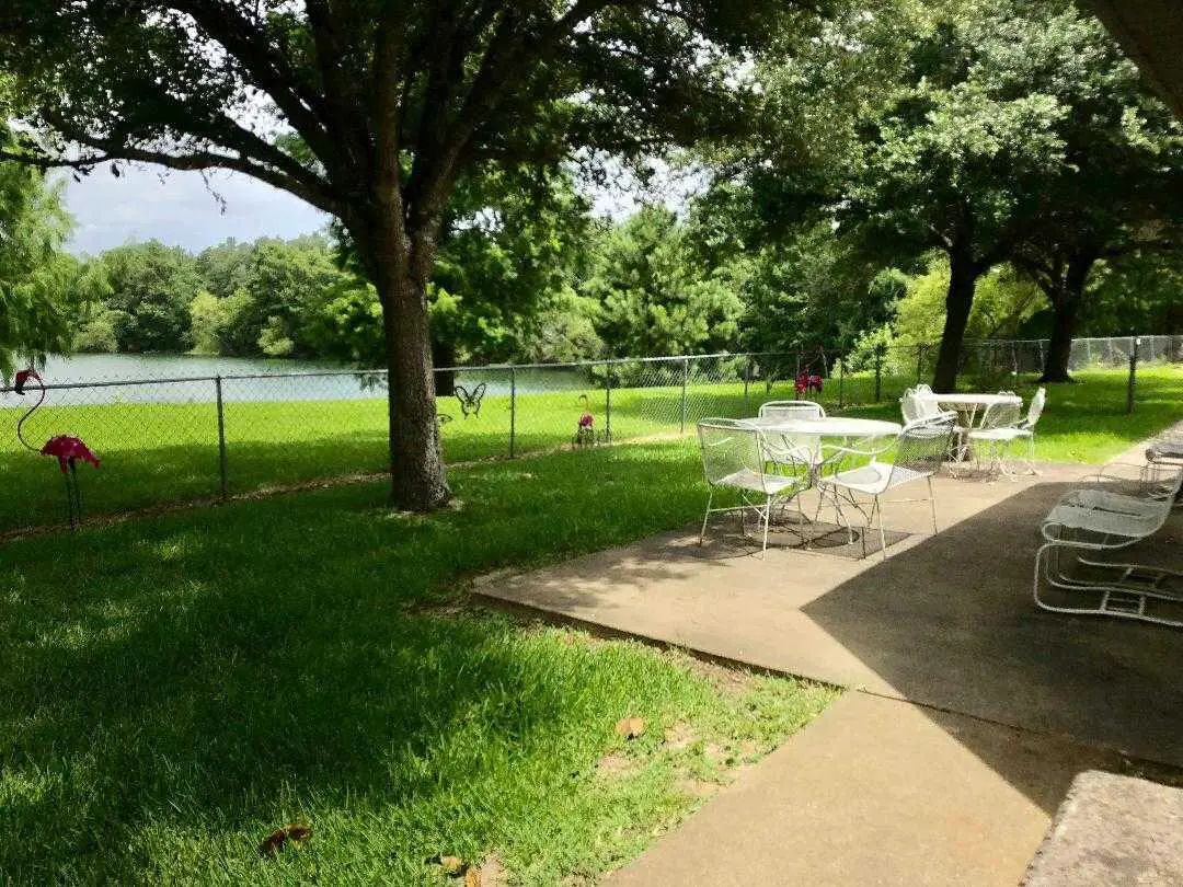 Photo of Lakehouse on Dixie, Assisted Living, Pearland, TX 10