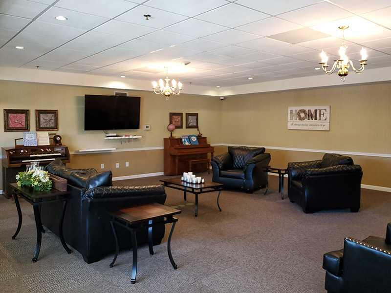 Photo of The Pointe at Pontiac, Assisted Living, Pontiac, IL 1