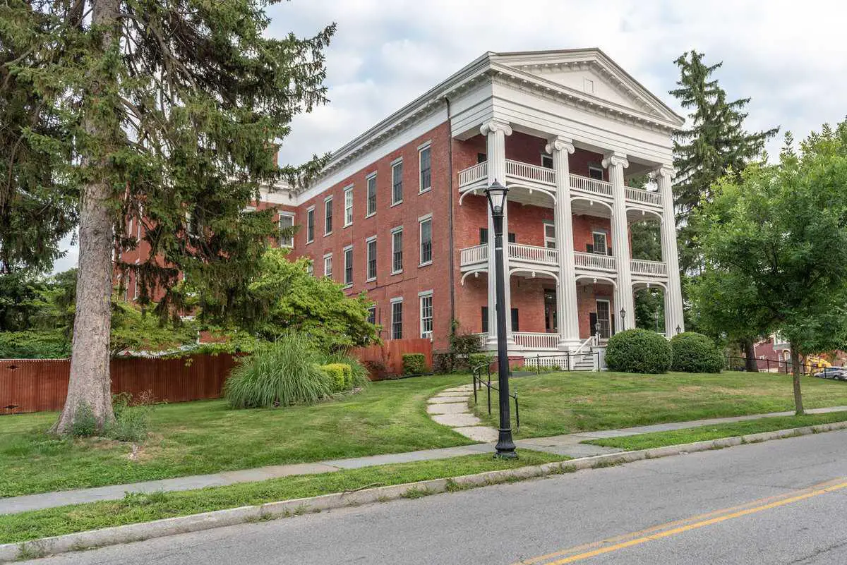 Photo of Vassar-Warner Home, Assisted Living, Poughkeepsie, NY 3