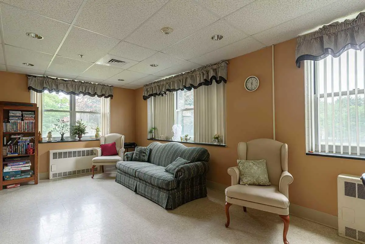 Photo of Warde Rehabilitation & Nursing Center, Assisted Living, Nursing Home, Windham, NH 9