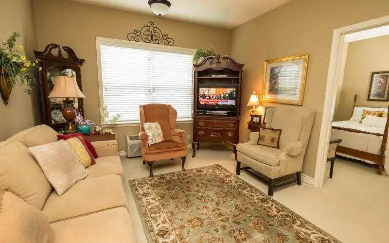 Photo of Oak Pointe of Maryville, Assisted Living, Memory Care, Maryville, MO 3