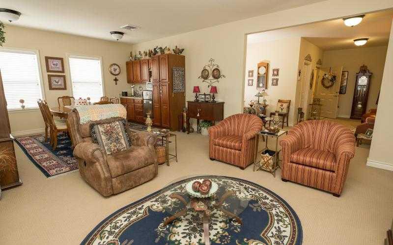 Photo of Oak Pointe of Maryville, Assisted Living, Memory Care, Maryville, MO 7