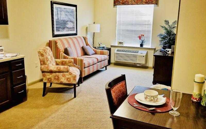 Photo of Oak Pointe of Maryville, Assisted Living, Memory Care, Maryville, MO 9