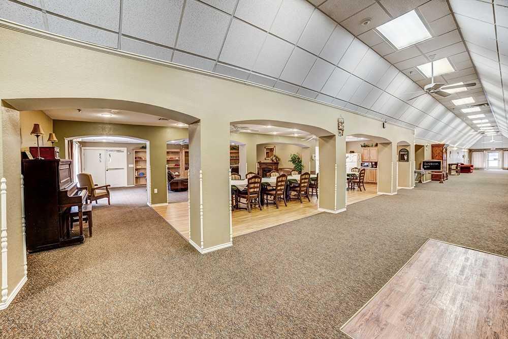 Photo of Oakwood Assisted Living, Assisted Living, Memory Care, Stephenville, TX 9
