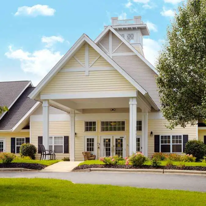 Photo of Atria Lake Norman, Assisted Living, Mooresville, NC 1