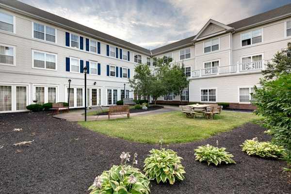 Photo of Carriage Court of Kenwood, Assisted Living, Cincinnati, OH 5