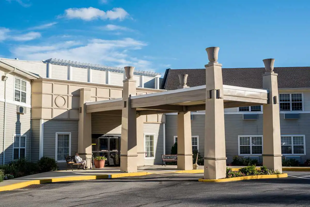 Photo of The Plaza at Clover Lake, Assisted Living, Carmel, NY 11