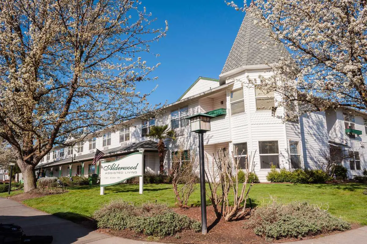 Photo of Alderwood Assisted Living, Assisted Living, Central Point, OR 2