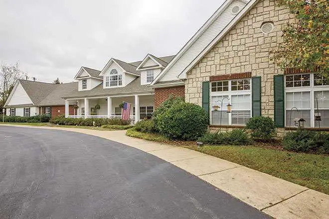 Photo of Brookdale Falling Creek, Assisted Living, Hickory, NC 1