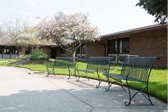 Photo of The Oaks at Shady Lawn, Assisted Living, Dalton, OH 2
