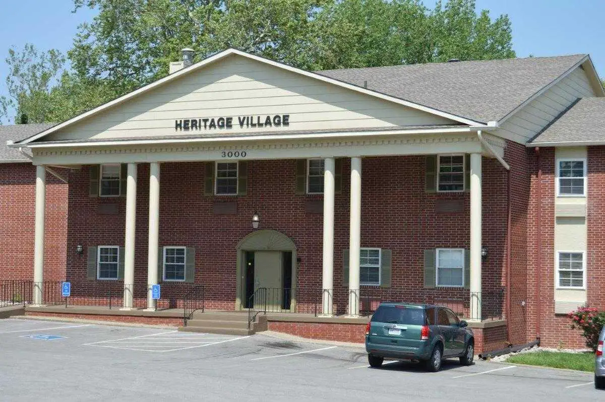 Photo of Heritage Village of Gladstone, Assisted Living, Gladstone, MO 5