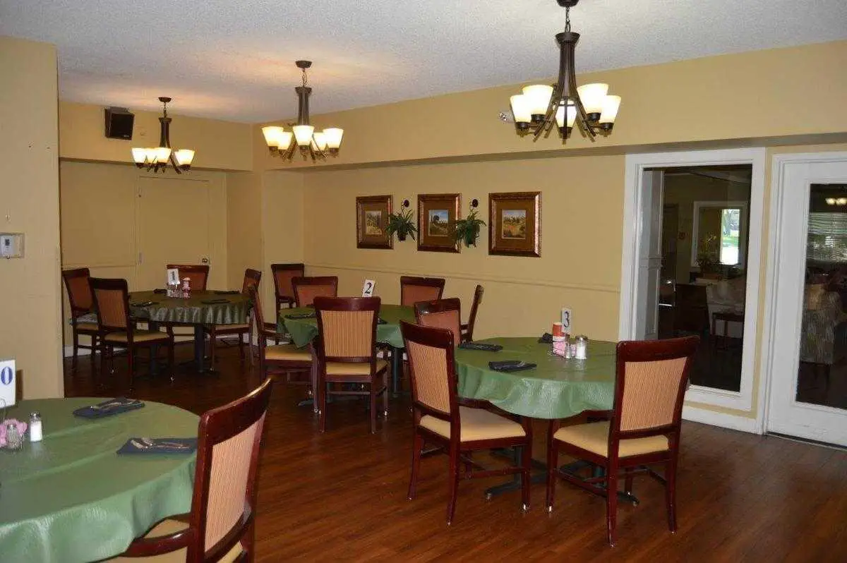 Photo of Heritage Village of Gladstone, Assisted Living, Gladstone, MO 7