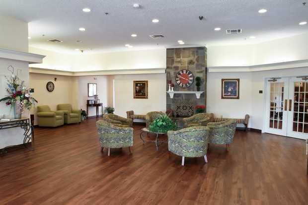 Photo of Covenant Place of Waxahachie, Assisted Living, Waxahachie, TX 2