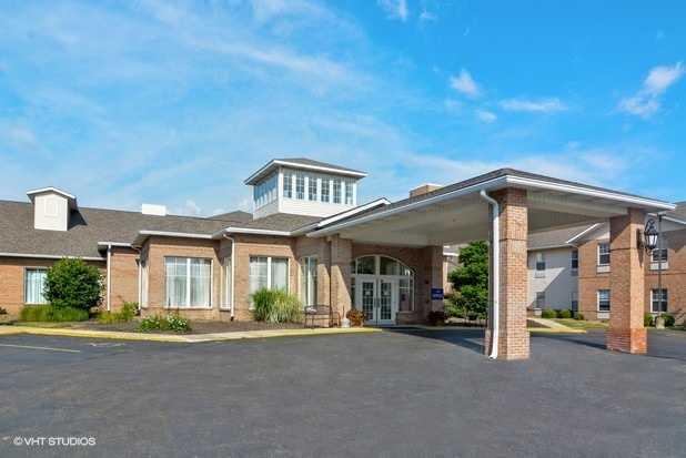 Photo of The Waterford at Mansfield, Assisted Living, Mansfield, OH 1