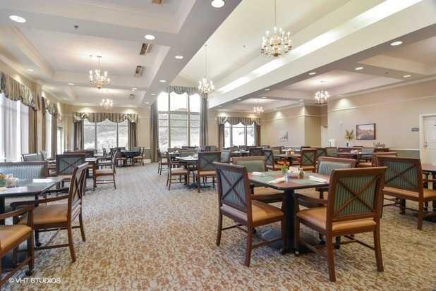 Photo of The Waterford at Mansfield, Assisted Living, Mansfield, OH 3