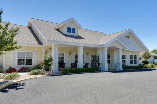 Photo of Orchard Park Senior Living Community, Assisted Living, Clearlake, CA 5