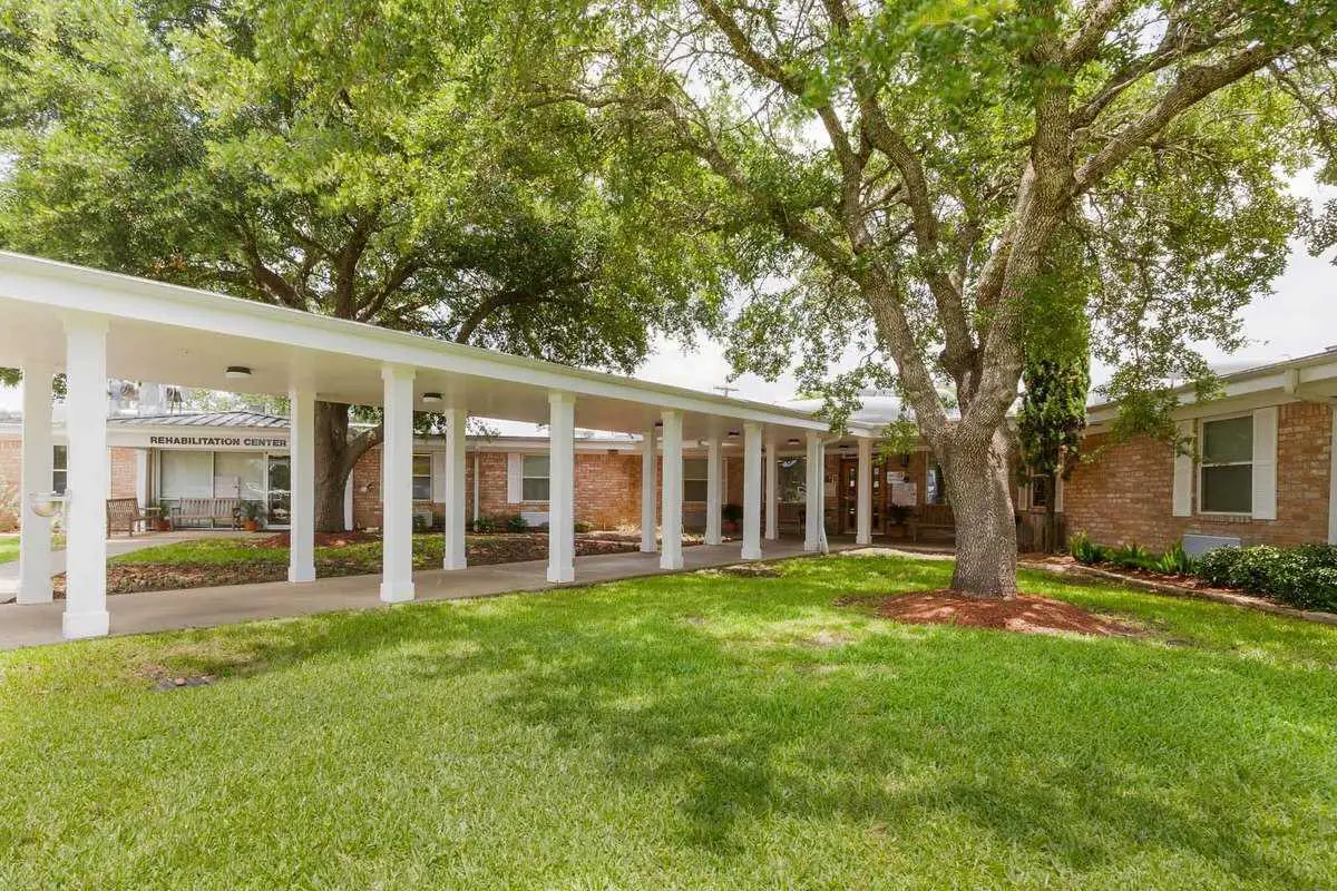 Photo of Pleasant Springs Healthcare Center, Assisted Living, Mount Pleasant, TX 5