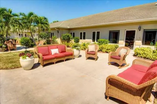 Photo of The Lynmoore at Lawnwood, Assisted Living, Memory Care, Fort Pierce, FL 7