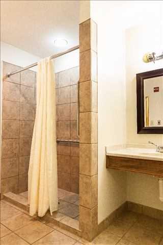 Arden Courts of Seminole Senior Living Community Assisted Living in Arden Courts of Seminole Senior Living Community Assisted Living in