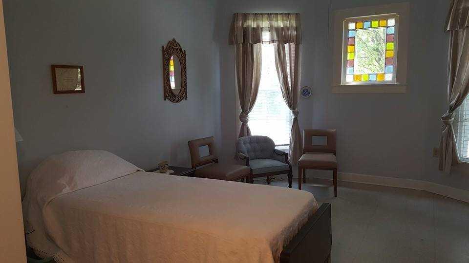 Photo of Collegeview Personal Care Home, Assisted Living, Columbus, MS 2