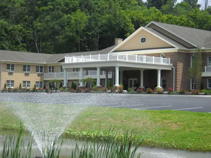Photo of Azalea Hills, Assisted Living, Floyds Knobs, IN 4