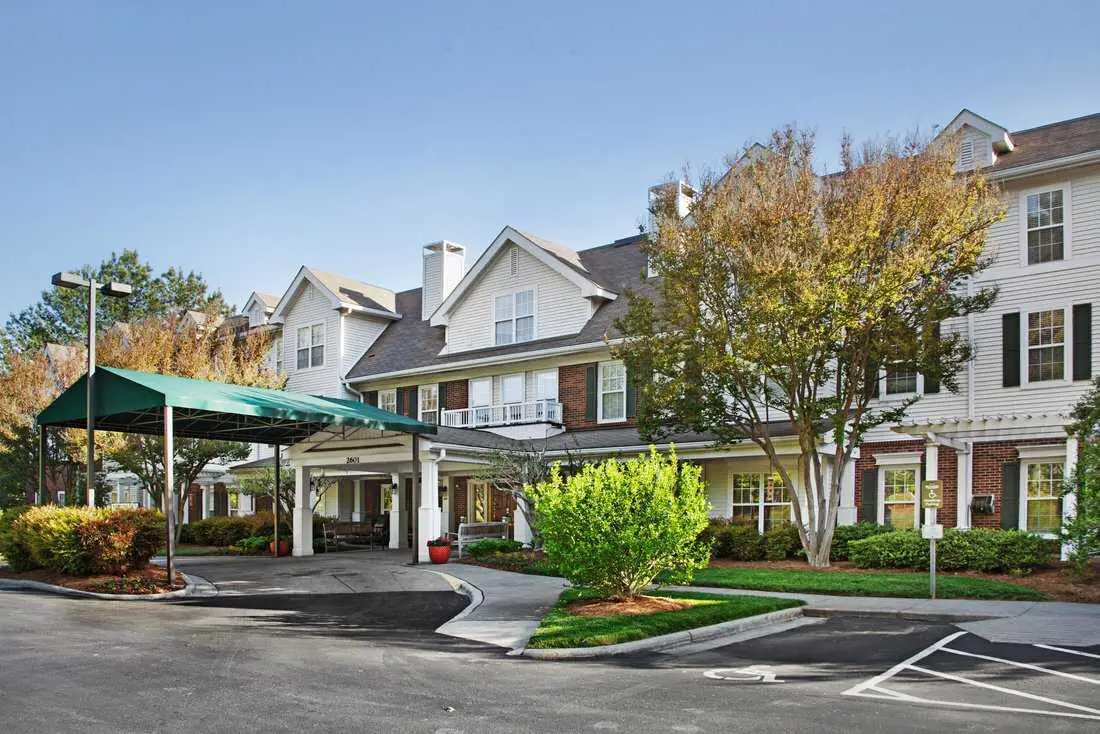 Photo of Brighton Gardens of Winston - Salem, Assisted Living, Winston Salem, NC 2