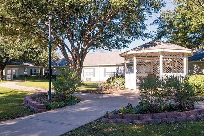 Photo of Brookdale Tanglewood Oaks, Assisted Living, Fort Worth, TX 1