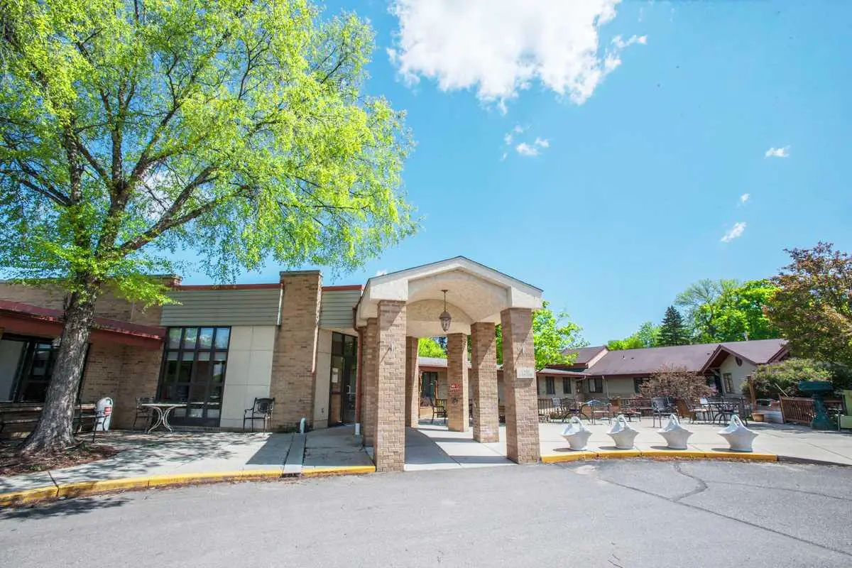 Photo of Lake Ridge Care Center, Assisted Living, Buffalo, MN 4