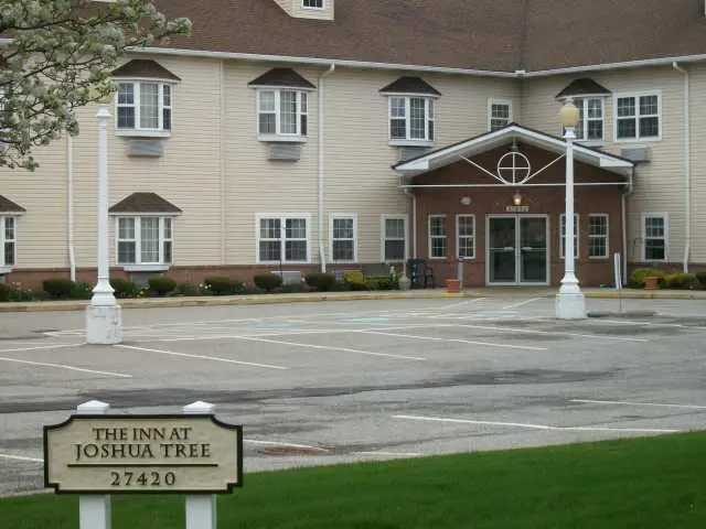 Photo of The Inn at Joshua Tree, Assisted Living, North Olmsted, OH 2