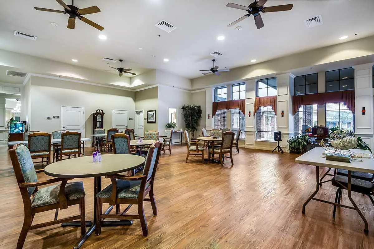 Photo of Discovery Commons at Spring Creek, Assisted Living, Garland, TX 6