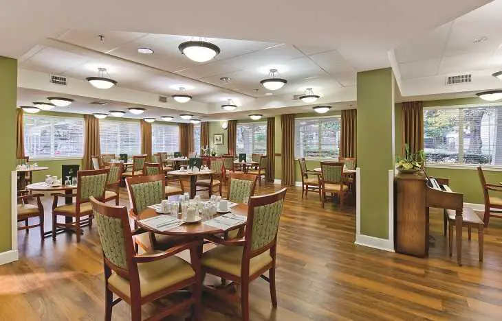 Photo of Elmcroft of Sellwood, Assisted Living, Portland, OR 2