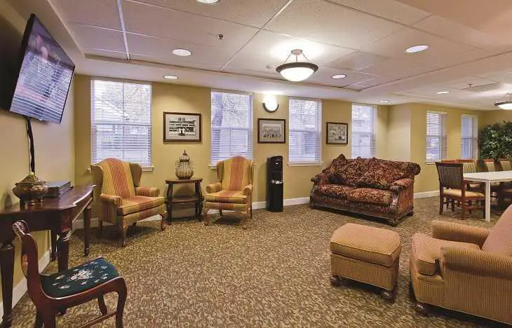 Photo of Elmcroft of Sellwood, Assisted Living, Portland, OR 8
