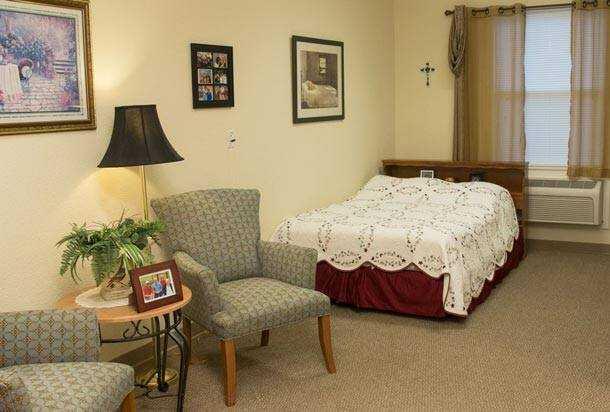 Photo of Greendale Home, Assisted Living, Abingdon, VA 2