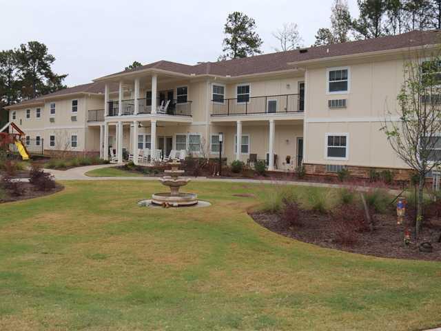 Photo of Oaks at Ashton Hills, Assisted Living, Covington, GA 6