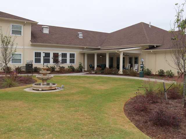 Photo of Oaks at Ashton Hills, Assisted Living, Covington, GA 9