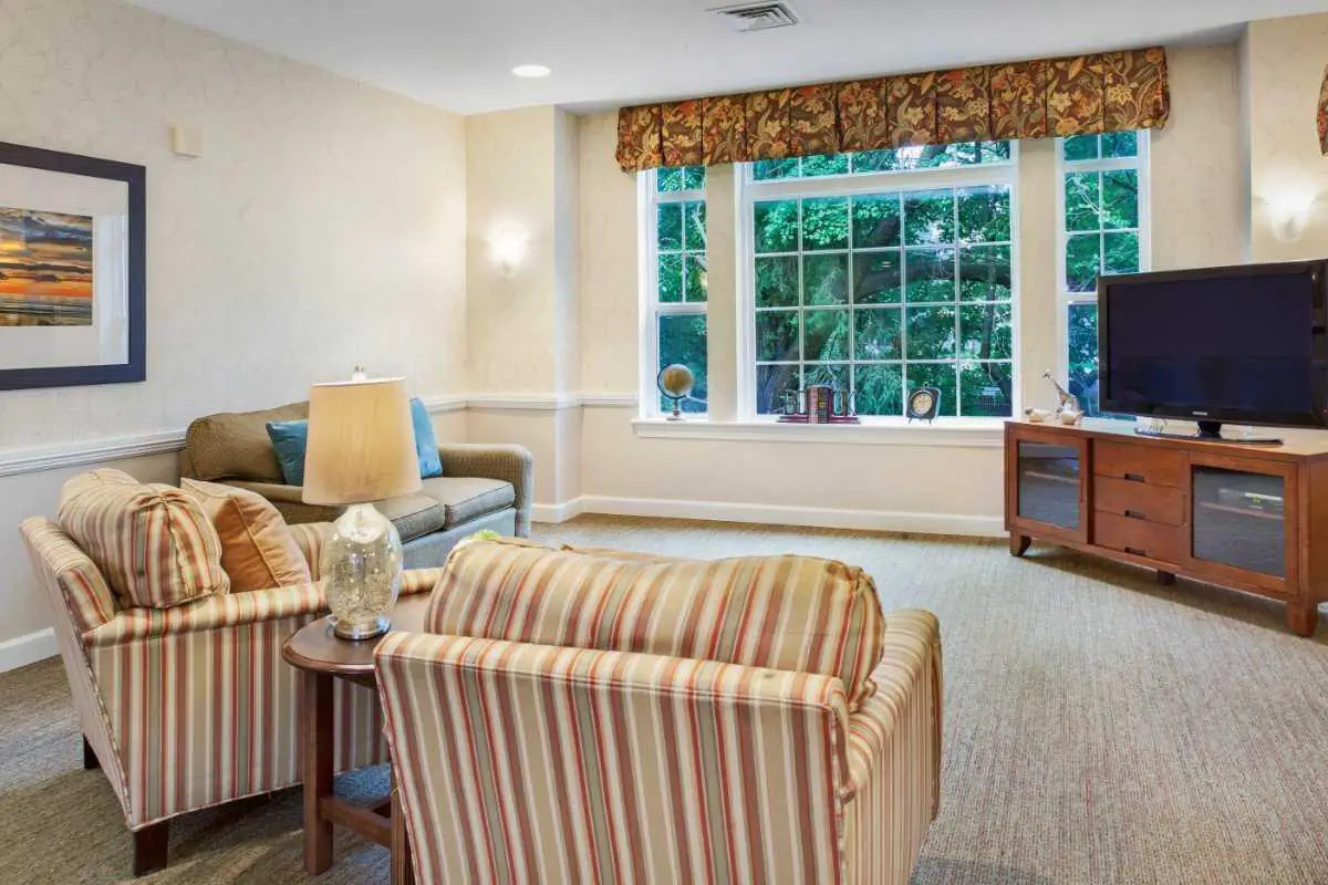 Photo of Sunrise of Plainview, Assisted Living, Plainview, NY 13