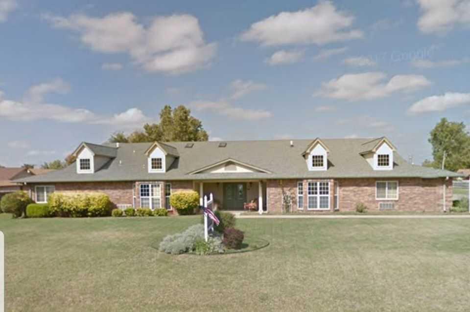 Photo of Arbors Assisted Living Center, Assisted Living, Enid, OK 1