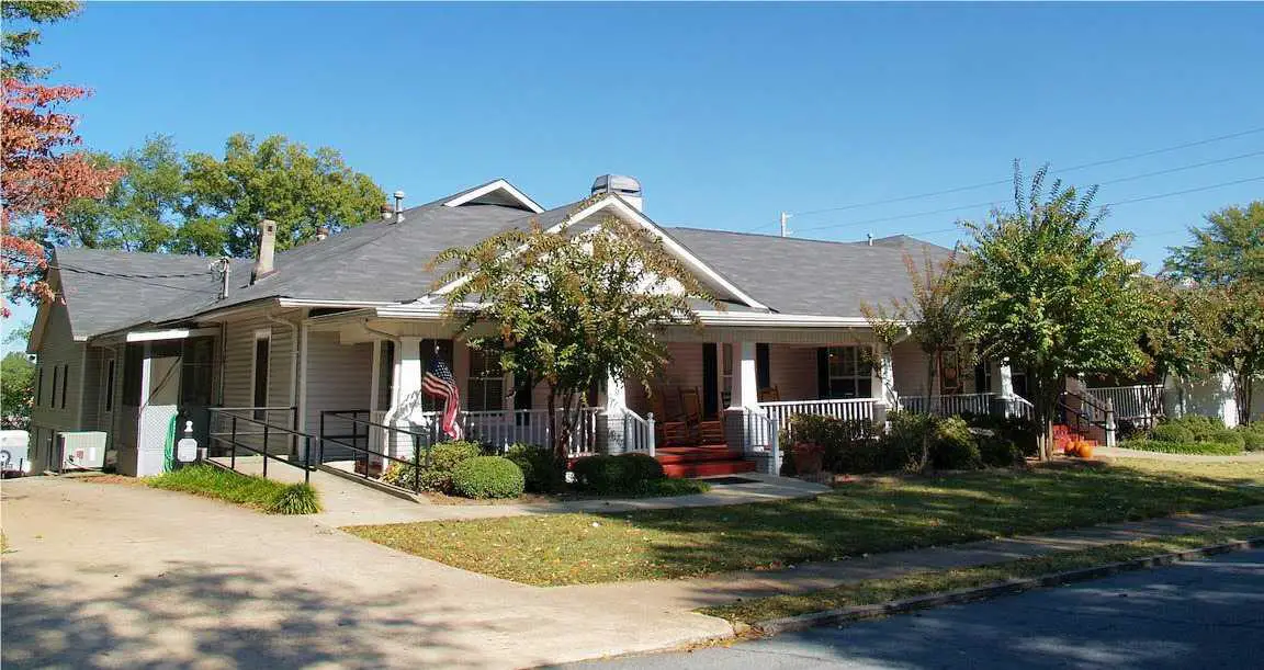 Photo of Azalea Manor Personal Care Home And Gardens Of Smyrna, Assisted Living, Marietta, GA 3