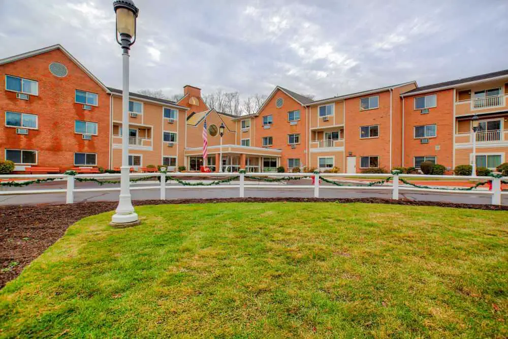 Photo of Chapel Hill, Assisted Living, Memory Care, Cumberland, RI 1