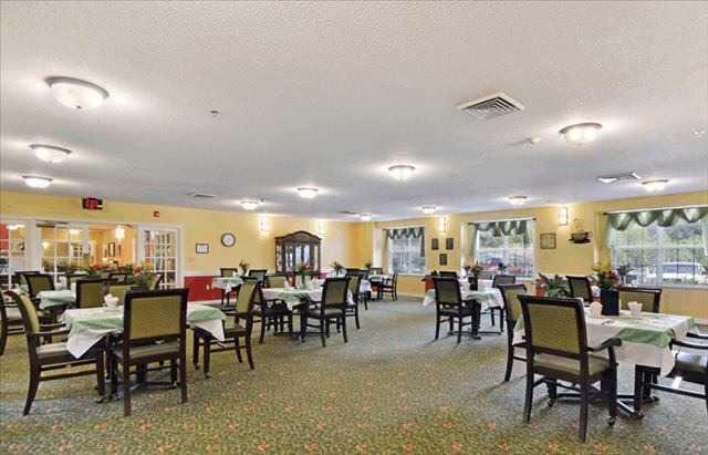 Photo of Elmcroft of Kingsport, Assisted Living, Kingsport, TN 2