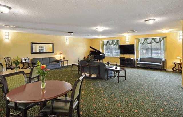 Photo of Elmcroft of Kingsport, Assisted Living, Kingsport, TN 3