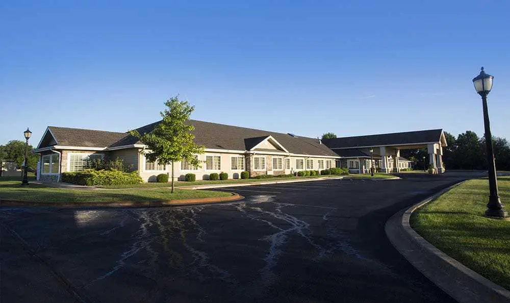 Photo of Amber Glen Alzheimer's Special Care Center, Assisted Living, Memory Care, Urbana, IL 3