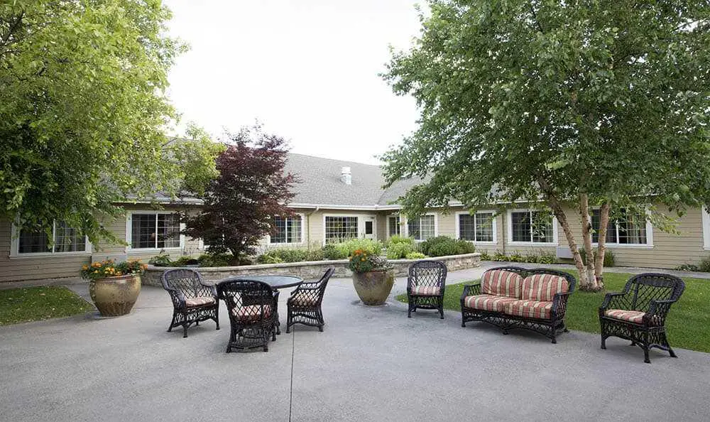 Photo of Amber Glen Alzheimer's Special Care Center, Assisted Living, Memory Care, Urbana, IL 4