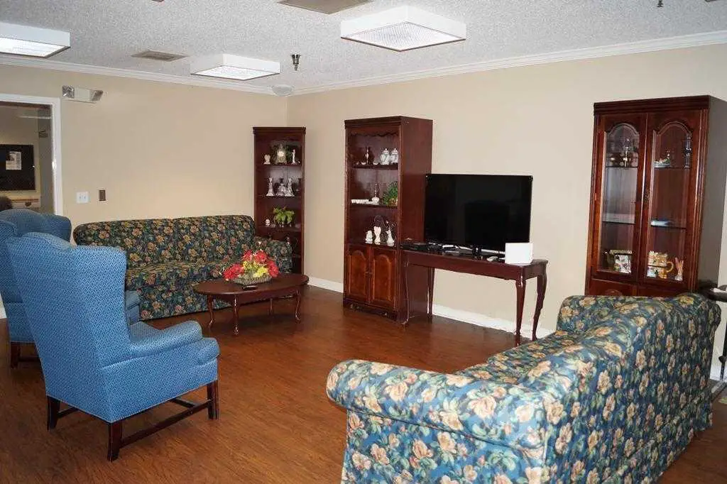 Photo of Cleveland House, Assisted Living, Shelby, NC 4