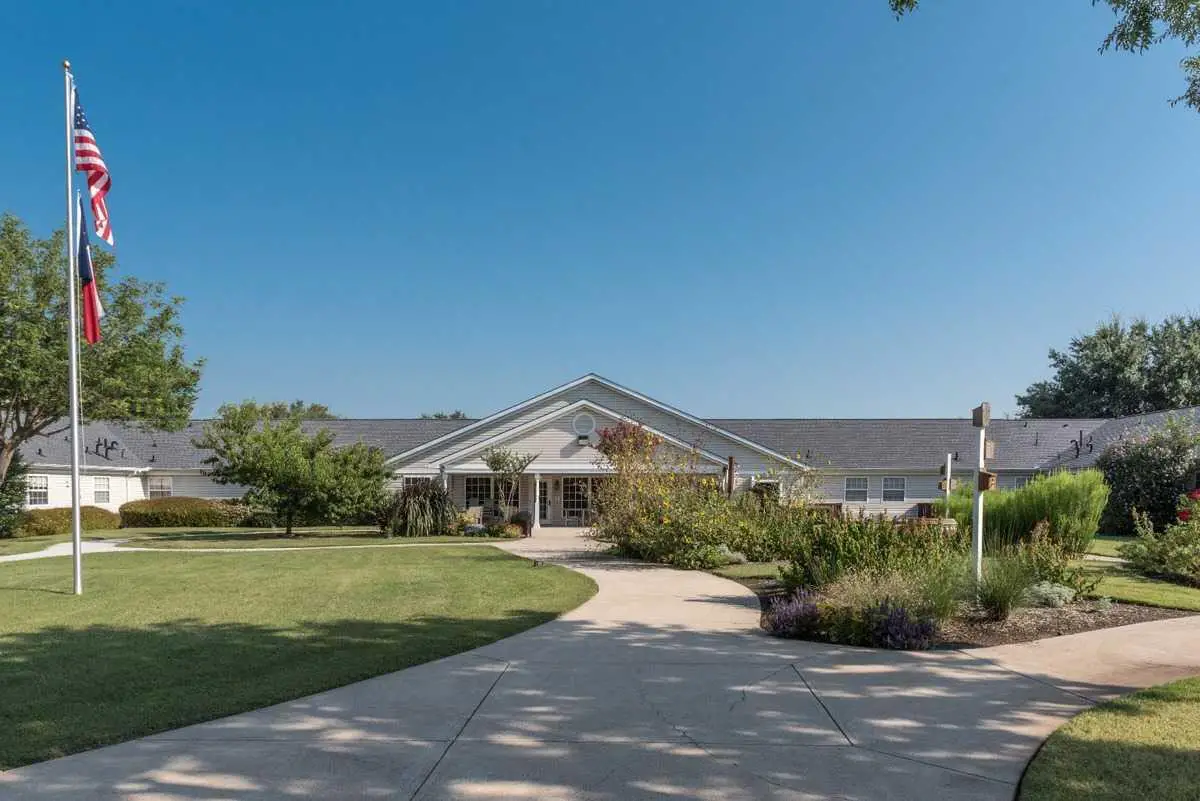 Arden Courts of Richardson Senior Living Community Assisted Living in Arden Courts of Richardson Senior Living Community Assisted Living in
