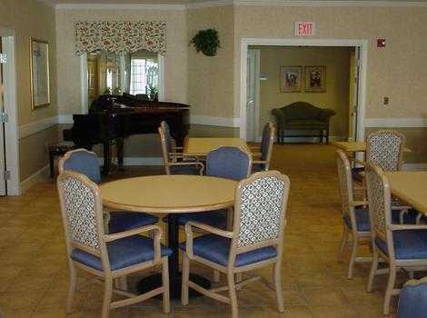 Photo of Summer Wood Alzheimer's Special Care Center, Assisted Living, Memory Care, Moses Lake, WA 3