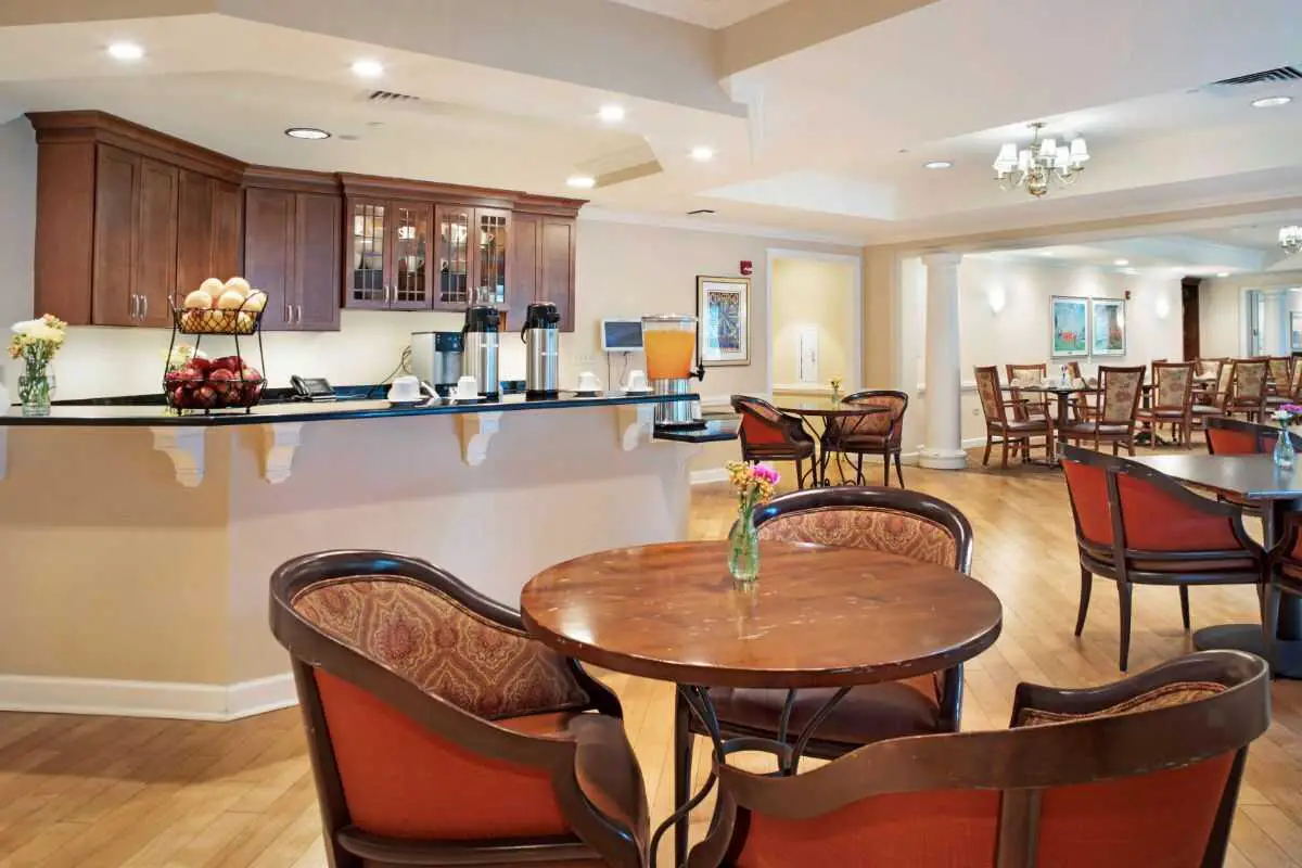 Photo of Sunrise of Naperville North, Assisted Living, Naperville, IL 6